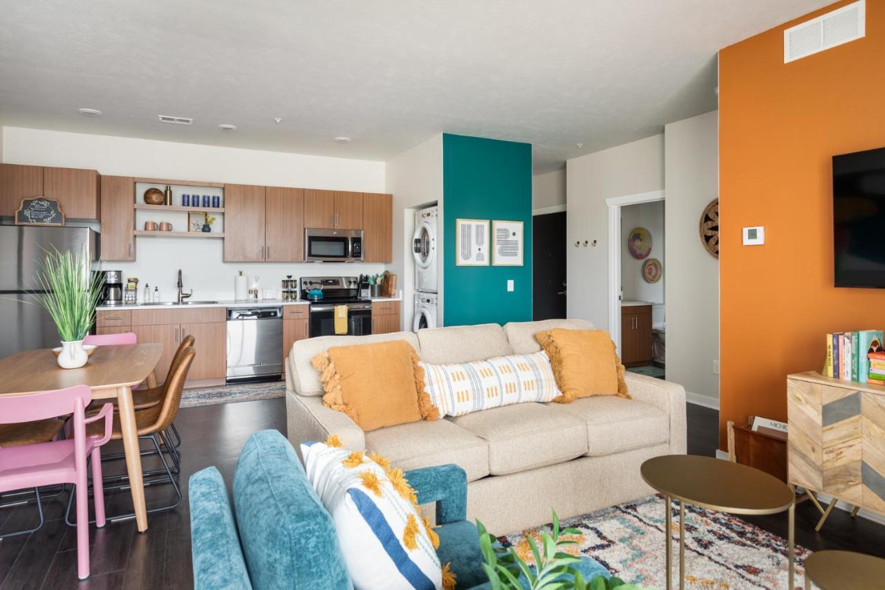 New Happy Trail 2Br Condo Close To Downtown 特拉弗斯城 外观 照片