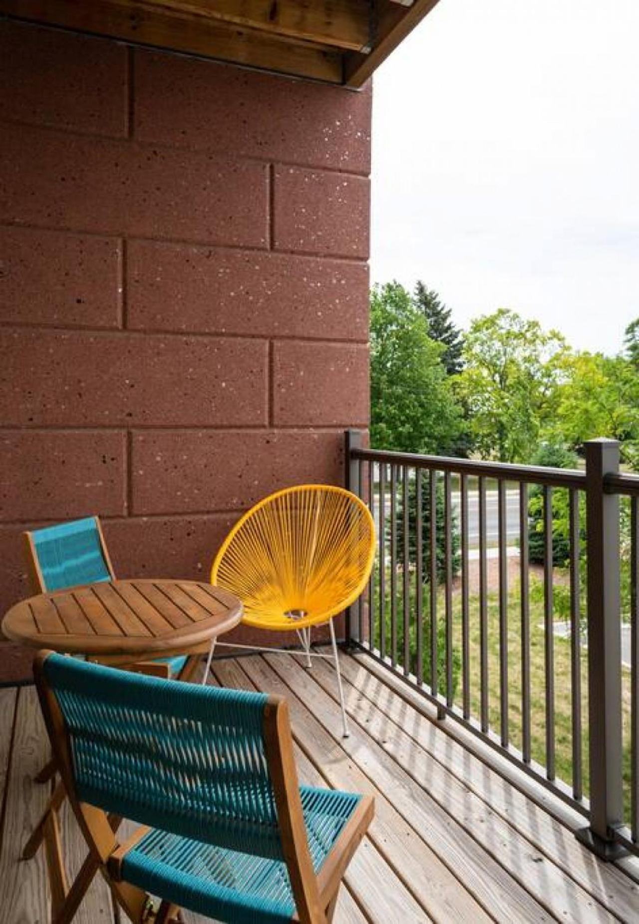 New Happy Trail 2Br Condo Close To Downtown 特拉弗斯城 外观 照片